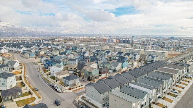 408 S 680 E Unit SI ID1249845P