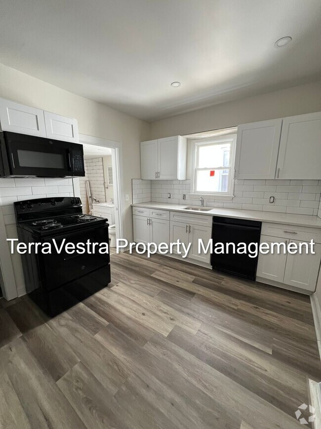 Building Photo - 326-328 S 4th St. Unit 326 S 4th St Rental