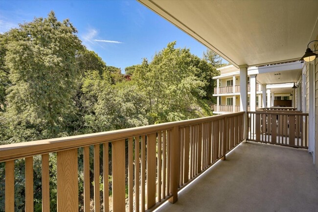 Photo - 33 North Apartments