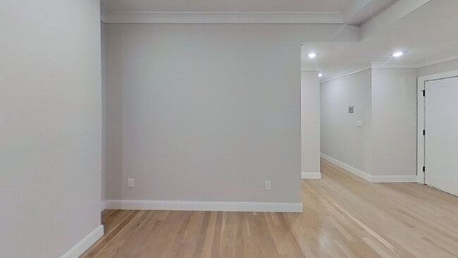 Photo - 39 Englewood Ave Unit 5