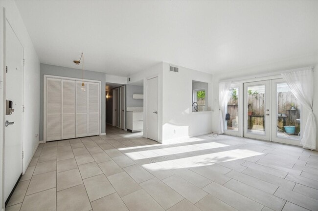 Photo - 505 Westcott St Unit 104