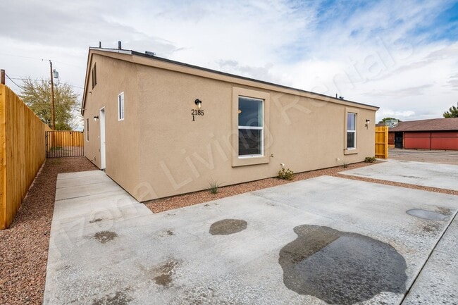 Photo - 2185 E Butler Ave