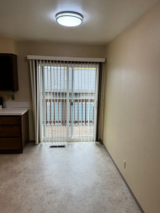 Photo - jont461 Unit jont461