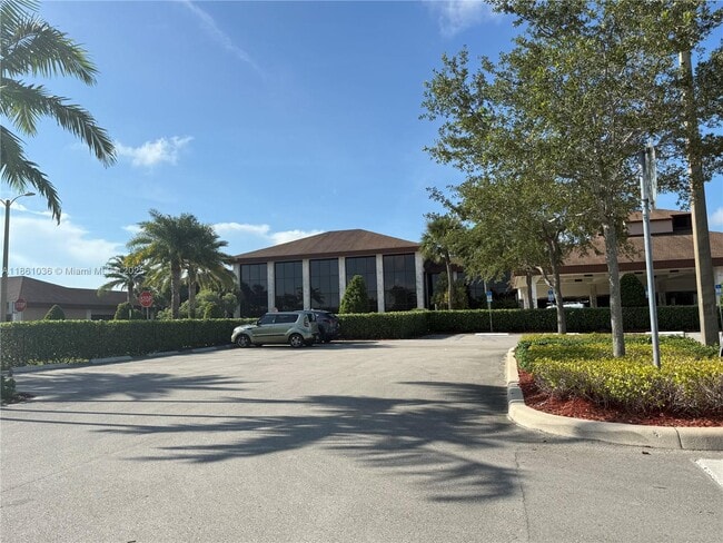 Photo - 1401 SW 135th Terrace Unit 105H