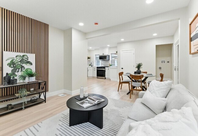 Photo - 76 Orchard St