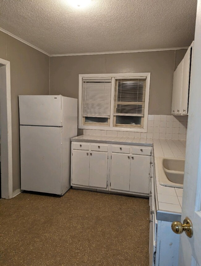 Photo - 1944 Manz St