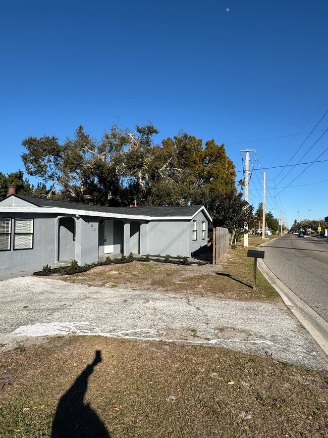 Photo - 3402 9th Ave W