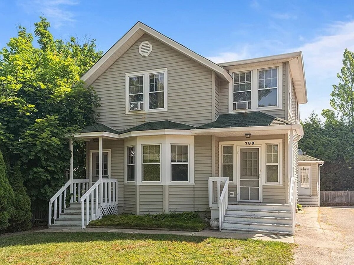 2 Bedroom 1 Bath Apartment in Lake Forest - 2 Bedroom 1 Bath Apartment in Lake Forest