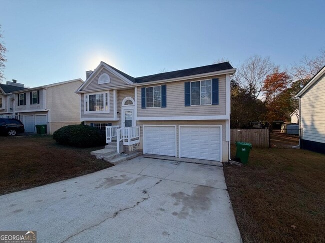 Photo - 6091 Raintree Bend