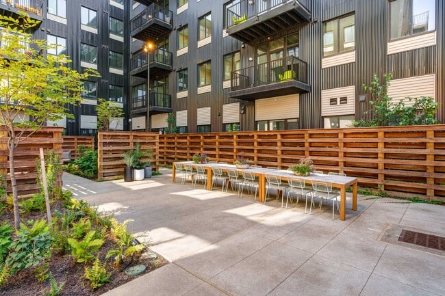 Photo - Horizon West