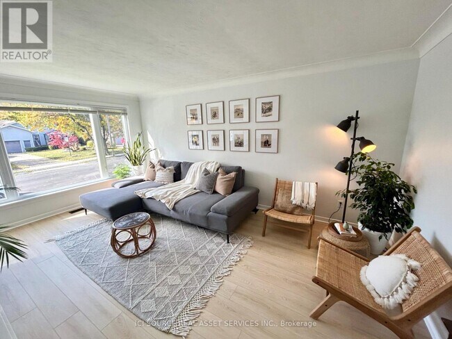 Photo - 23 Homewood Ave