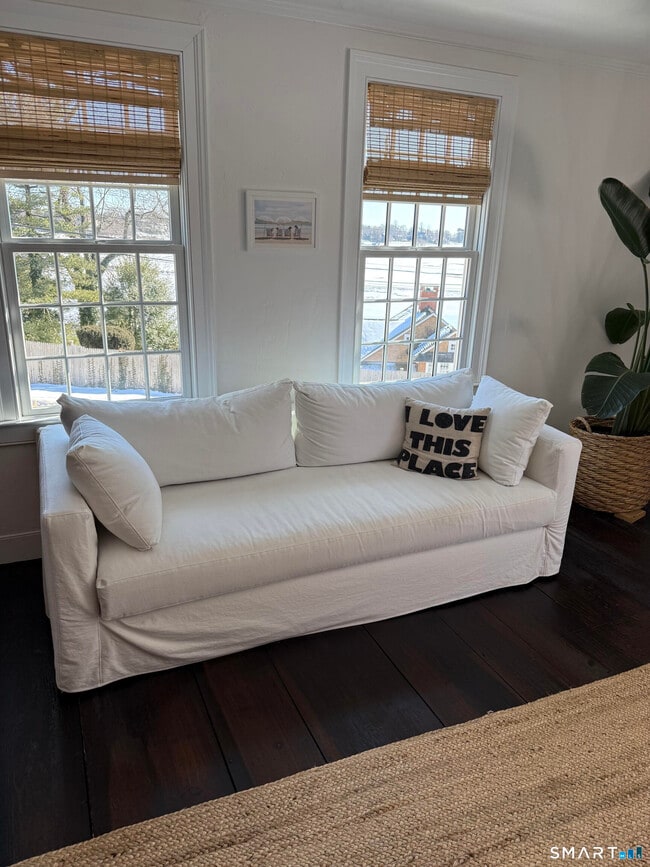 Photo - 450 Harbor Rd