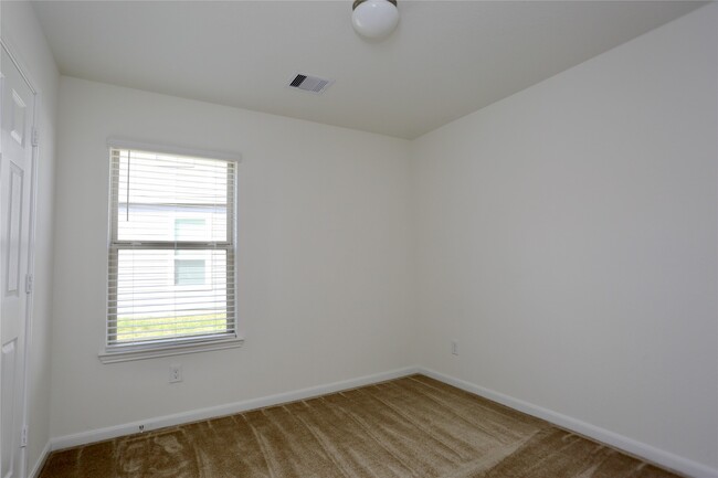 Photo - 2507 Winding Hawthorn Ct.