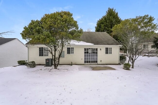 Photo - 2693 Stratford Lake Ct