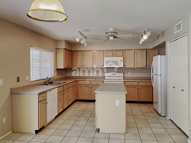 Photo - 7227 E Navarro Ave