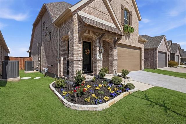 Photo - 3913 Southbend Dr