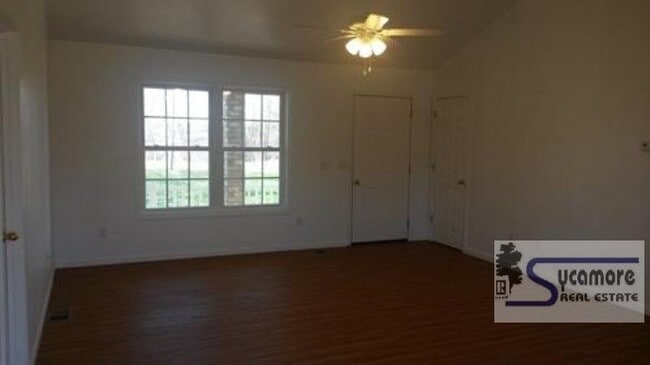 Photo - 2900 Mosley Ferry Rd