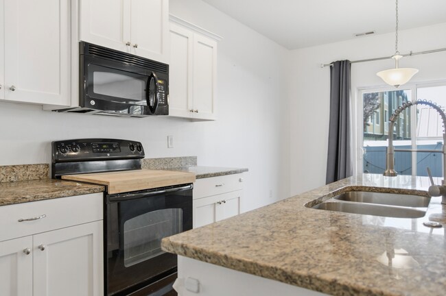 Photo - 1259 SilverCrest Dr