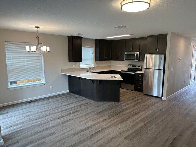 Photo - New 3 Bed / 3 Bath Duplex! $500 Amazon Gift Card! First 1.5 Month's Rent Is Free!