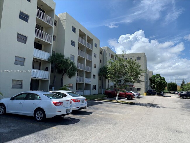 Building Photo - 8145 NW 7th St Unit 102 Rental