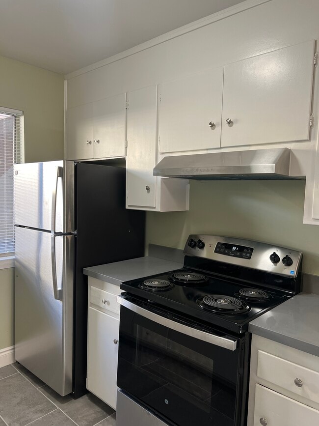 Photo - 2125 92nd Ave