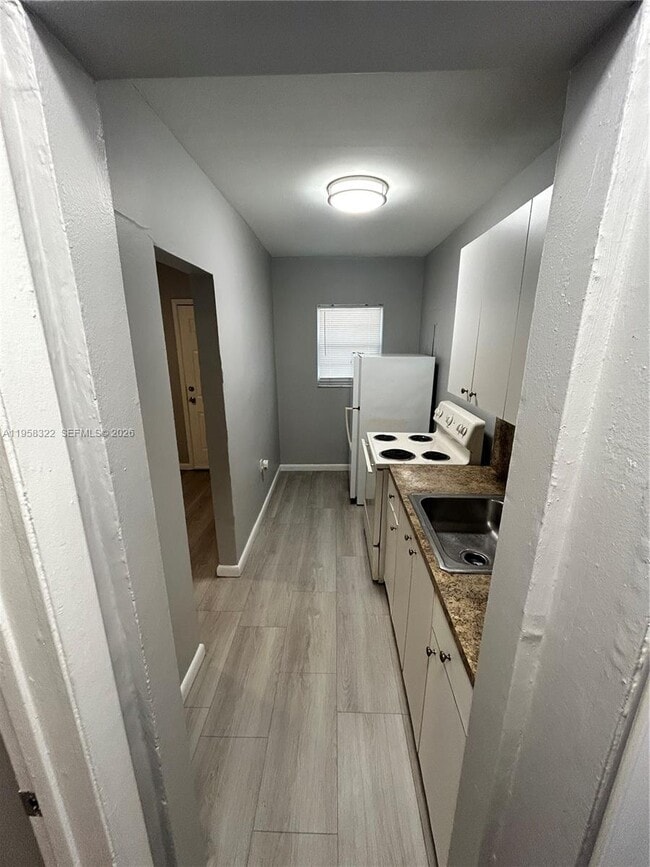 Photo - 1720 NW 1st Pl Unidad 2