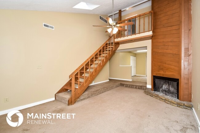 Photo - 2808 Six Mile Ln