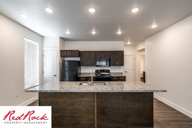 Building Photo - Orsini Rental
