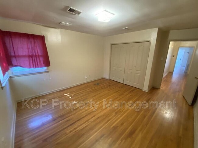 Photo - 1218 N D St