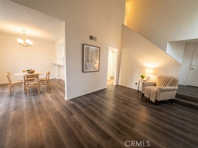 Photo - 7 Stanford Ct