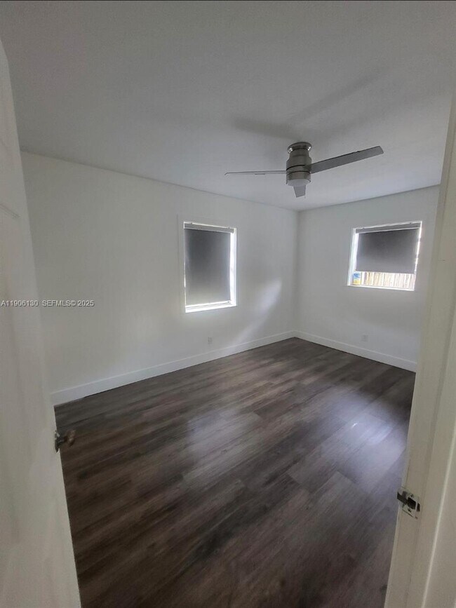 Photo - 1402 NW 13th Ct