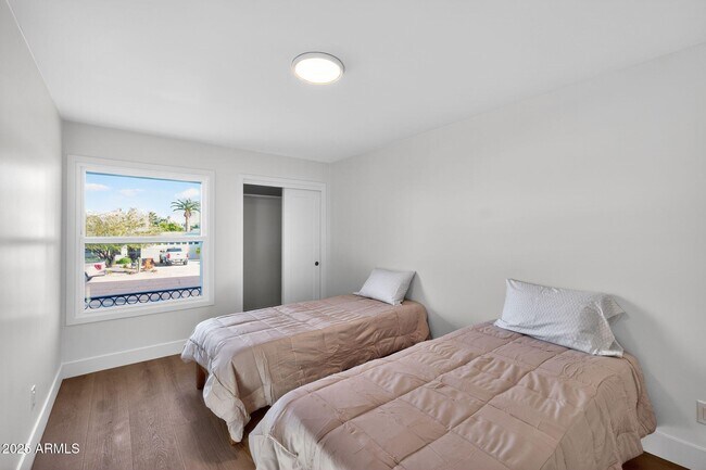 Photo - 6259 E Avalon Dr