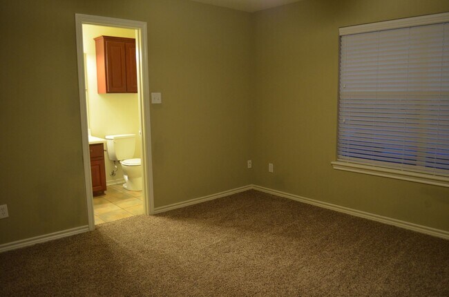 Photo - Available August 2026! 4 Bed/4 Bath Less t...