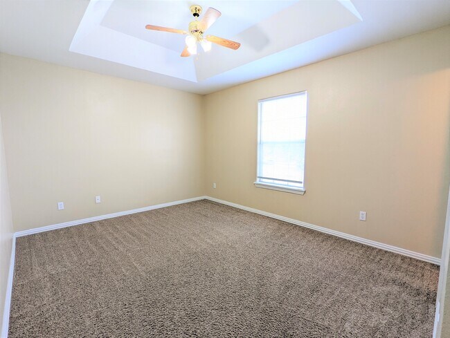 Master Bedroom - 2526 Chuparosa Ct Unidad #B