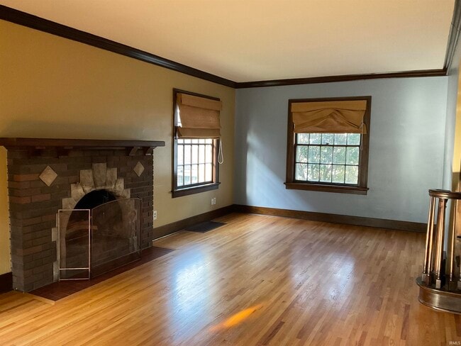 Photo - 3621 Hoagland Ave