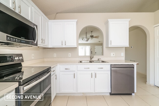 Photo - 2926 Noah Cir