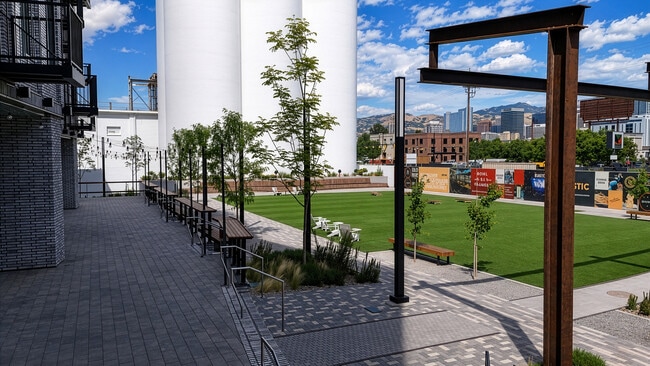Greenside at Silo Park Courtyard