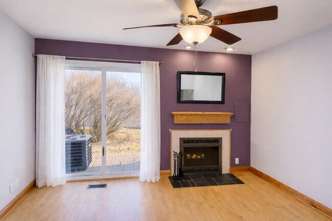 Photo - 2624 Prairieview Ln S