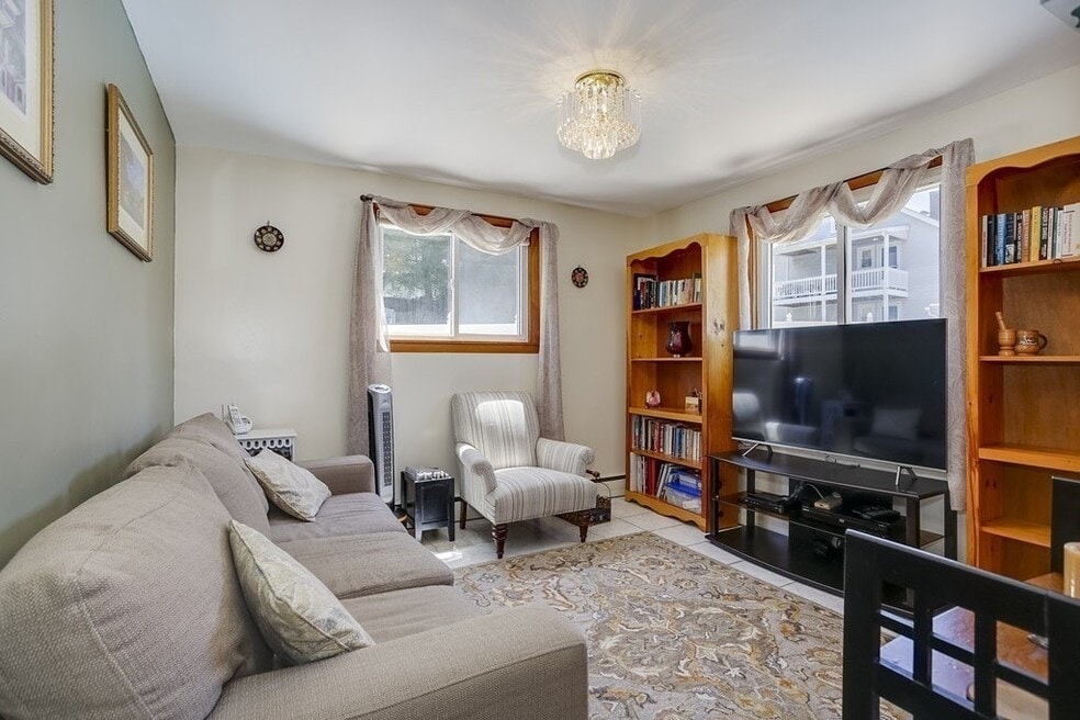 10 Greenbrook Rd