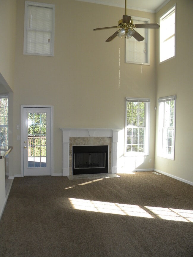 Photo - Home For The Holidays!! Huge 4 Bedroom/3 Bath Home Available In Perfect Lithonia Location!!!