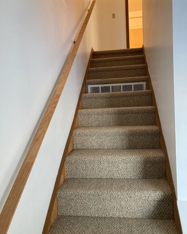 Photo - 107 S Van St