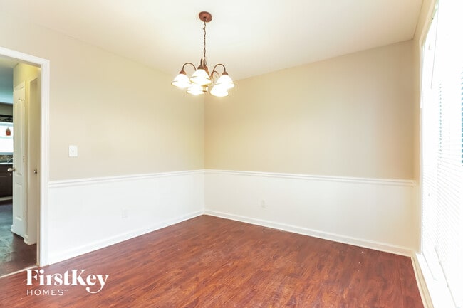 Photo - 230 St Charles Ave