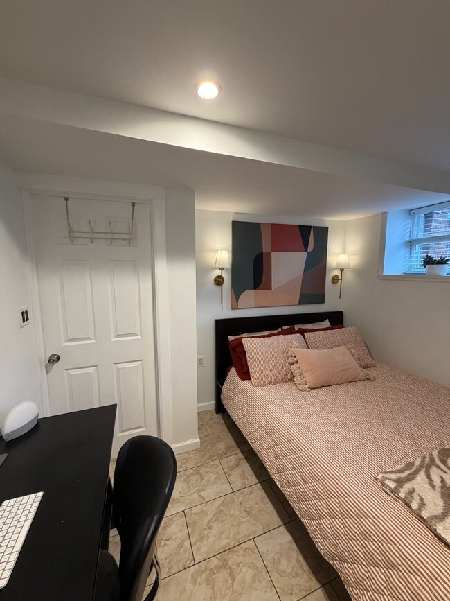 Photo - 128 Poplar St Unit GL