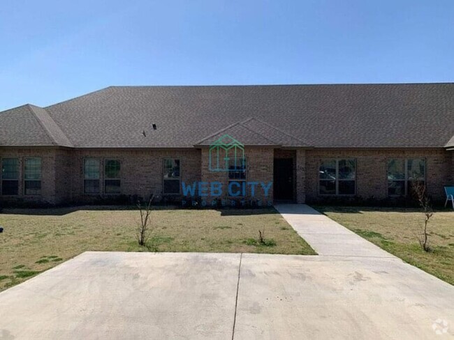 Building Photo - 1101 Grindstone Rd Unit 111 Rental