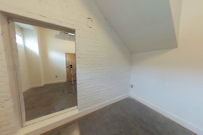 Photo - 301 Goshen St Unit Apt 1D