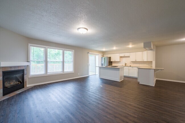 Photo - 5590-5592 Timber Lane Shorewood MN Unidad 5592 Timber Lane