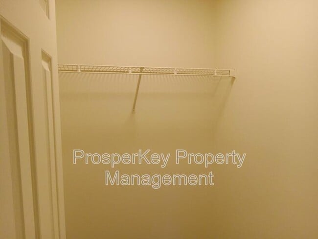 Photo - 10 Hidden Valley Ct