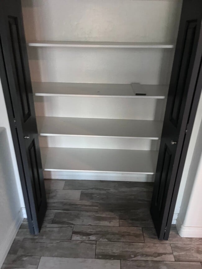 Photo - 221 E Arabian Dr