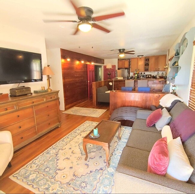 Photo - 1425 Munger St