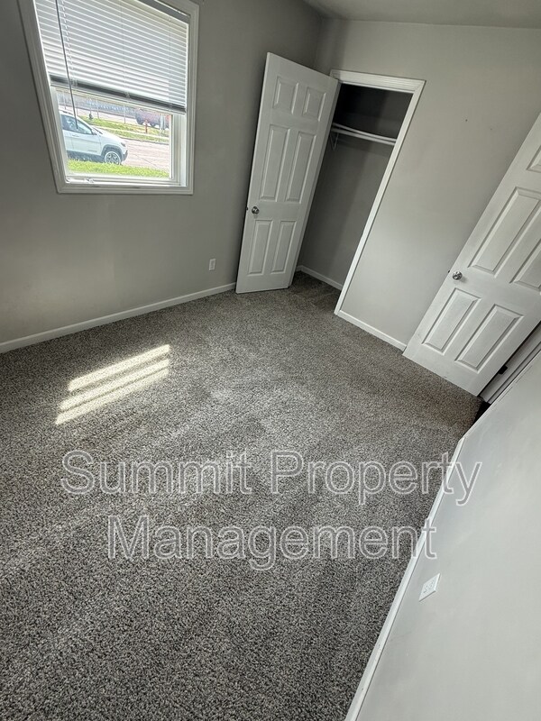 Photo - 3303 S Holly Ave